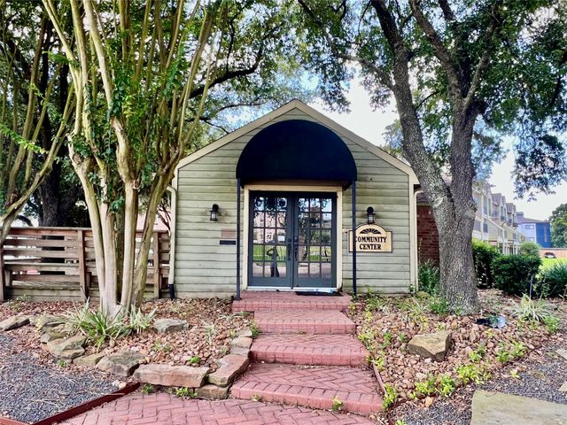 18800 Egret Bay Boulevard 1201, Webster, TX 77058