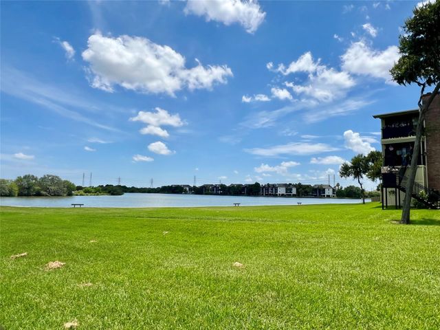 18800 Egret Bay Boulevard 1201, Webster, TX 77058