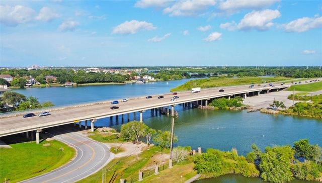 18800 Egret Bay Boulevard 1201, Webster, TX 77058