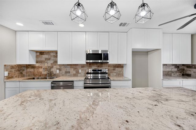 6835 Laughlin Drive, Missouri City, TX 77489