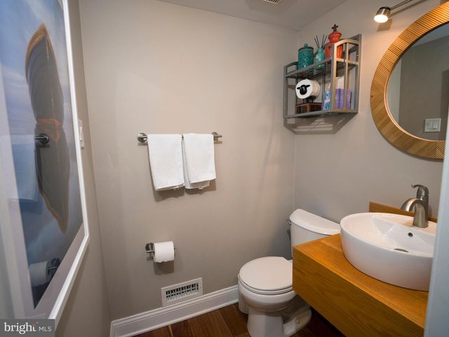 1620 MONK RD, Gladwyne, PA 19035