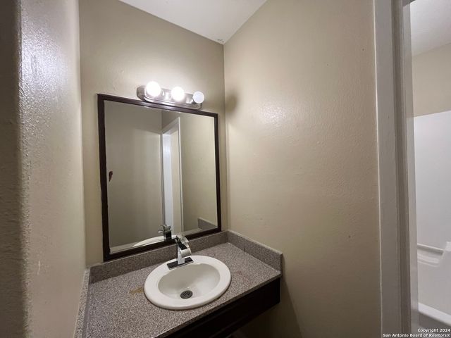5922 CASTLE HUNT, San Antonio, TX 78218