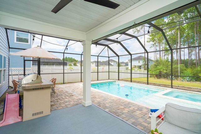 685 Watervale Dr, St Augustine, FL 32092