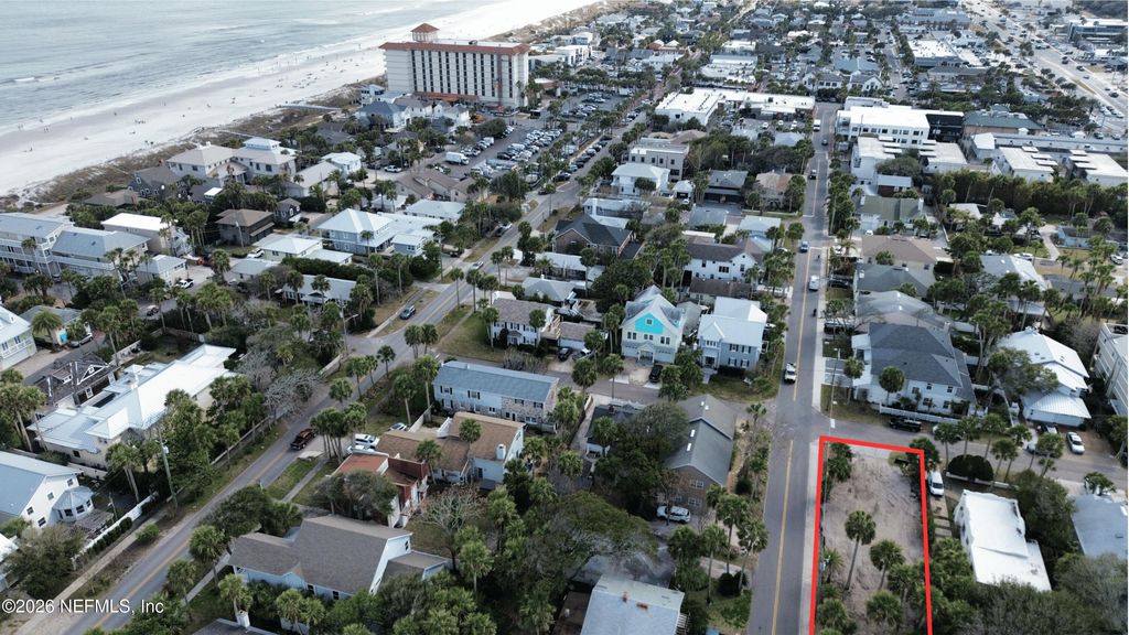 301 2ND Street, Atlantic Beach, FL 32233