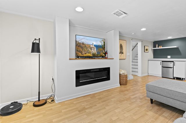 7104 Stevens Avenue S, Richfield, MN 55423