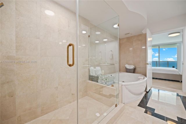 19111 Collins Avenue 2207, Sunny Isles Beach, FL 33160