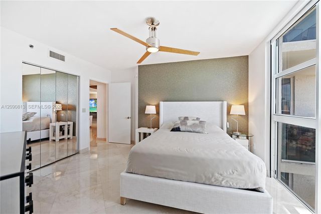 19111 Collins Avenue 2207, Sunny Isles Beach, FL 33160