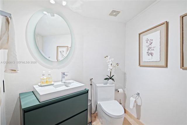 19111 Collins Avenue 2207, Sunny Isles Beach, FL 33160