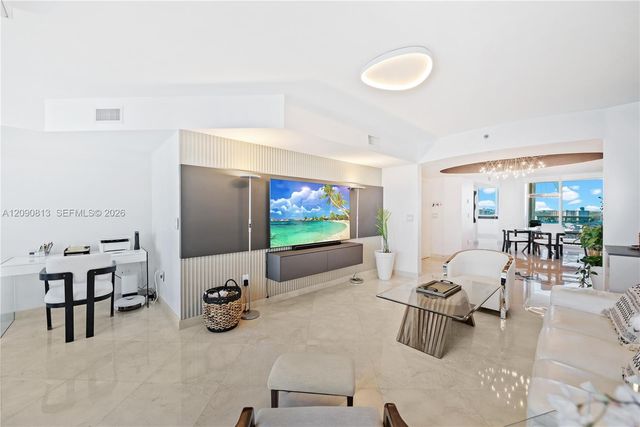 19111 Collins Avenue 2207, Sunny Isles Beach, FL 33160