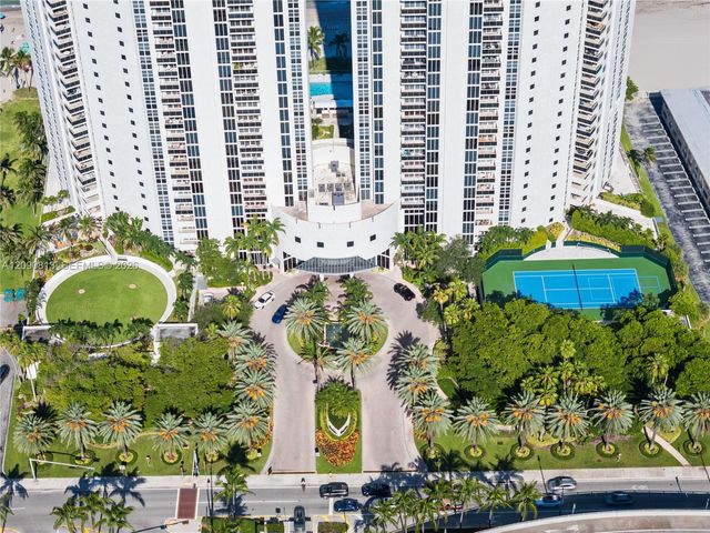 19111 Collins Avenue 2207, Sunny Isles Beach, FL 33160
