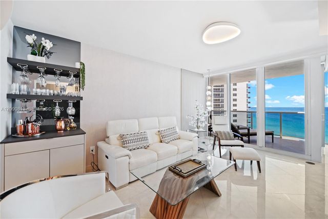19111 Collins Avenue 2207, Sunny Isles Beach, FL 33160