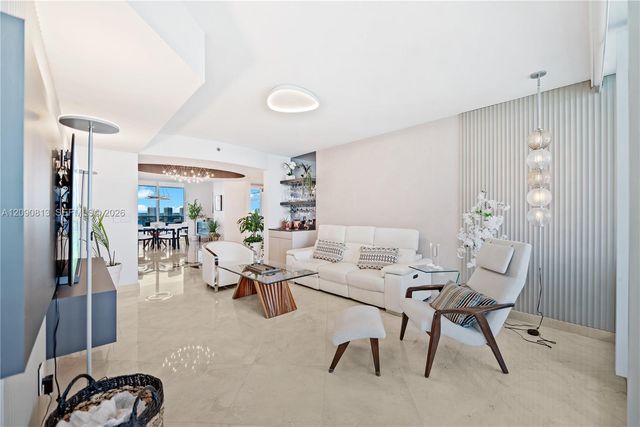 19111 Collins Avenue 2207, Sunny Isles Beach, FL 33160
