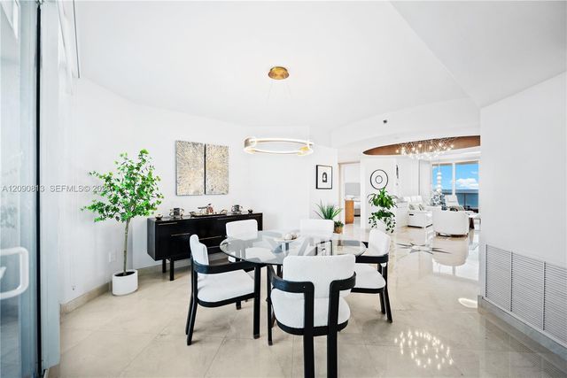 19111 Collins Avenue 2207, Sunny Isles Beach, FL 33160