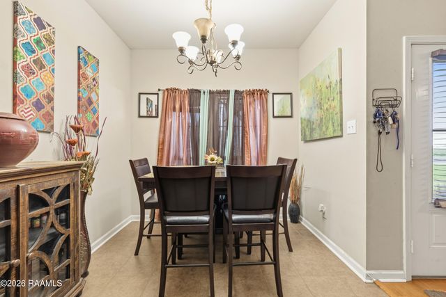 1005 Bridgetowne Lane, Breaux Bridge, LA 70517