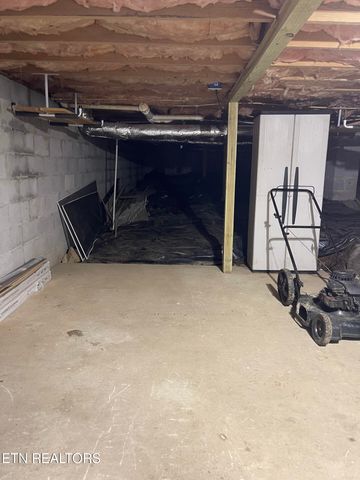 111 Sycamore Dr., Crossville, TN 38555