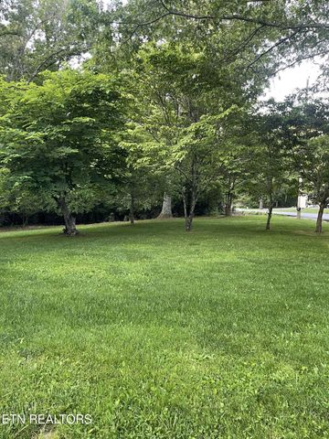 111 Sycamore Dr., Crossville, TN 38555