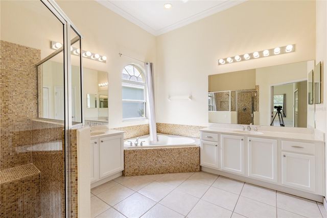 2718 KNIGHTSBRIDGE ROAD, Clermont, FL 34711