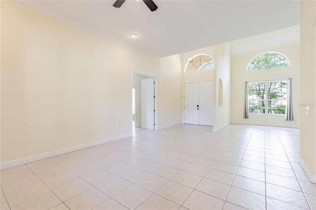 2718 KNIGHTSBRIDGE ROAD, Clermont, FL 34711