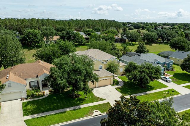 2718 KNIGHTSBRIDGE ROAD, Clermont, FL 34711