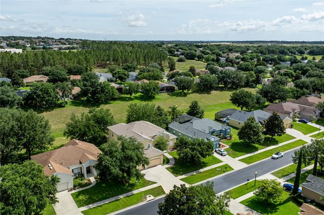 2718 KNIGHTSBRIDGE ROAD, Clermont, FL 34711