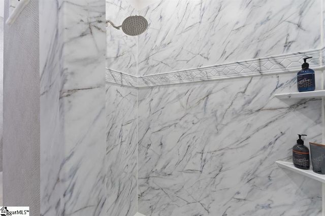 20 Layken Lane, Simpsonville, SC 29681