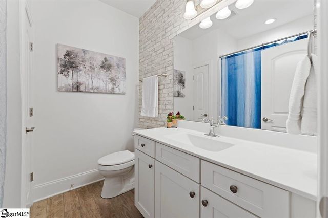 20 Layken Lane, Simpsonville, SC 29681