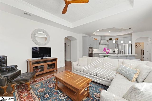 20 Layken Lane, Simpsonville, SC 29681