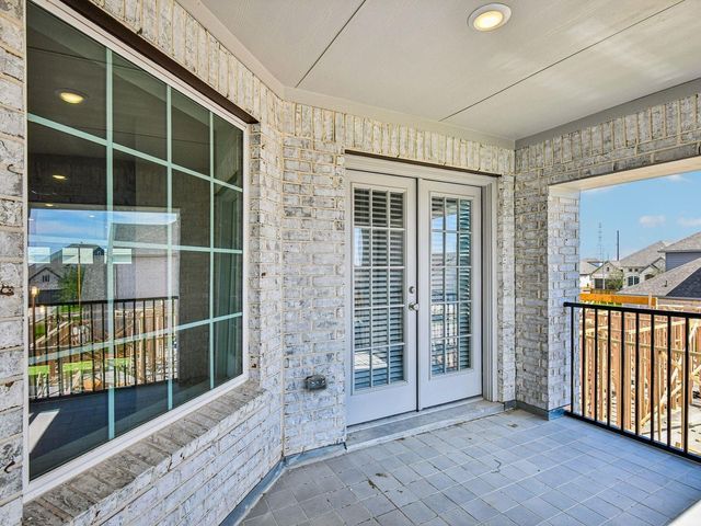 5225 Great Oaks Drive, Pearland, TX 77584