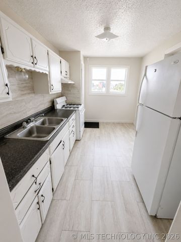 317 NW A Street, Ardmore, OK 73401