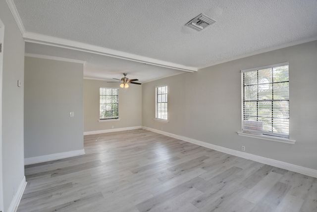 237 SW 11th Avenue, Delray Beach, FL 33444