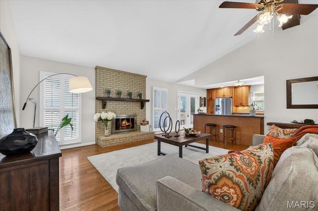1331 Parkview Valley Drive, Ballwin, MO 63011