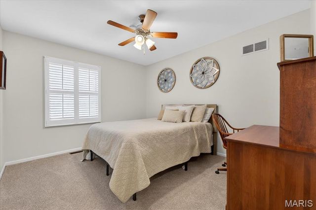 1331 Parkview Valley Drive, Ballwin, MO 63011