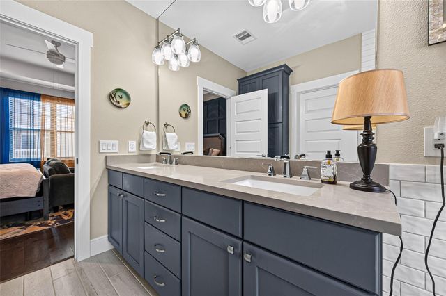 3508 Harvest Dance Drive, Houston, TX 77008
