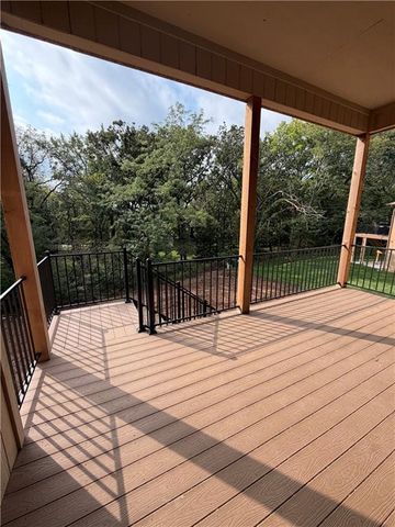 6026 Apache Drive, Shawnee, KS 66226