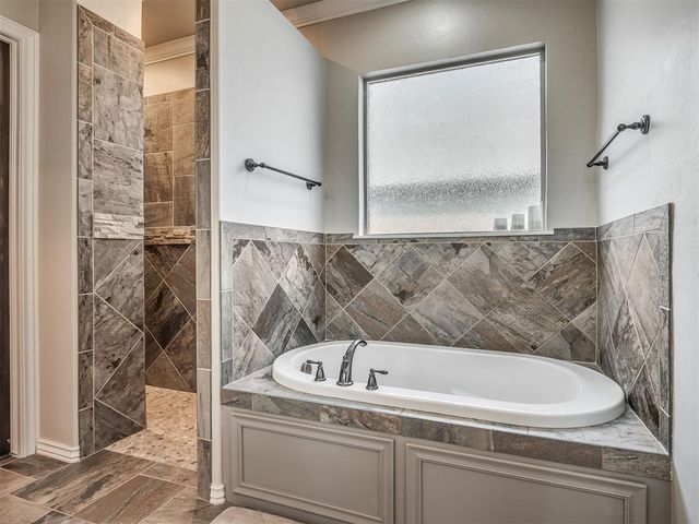 301 NW 153rd Street, Edmond, OK 73013