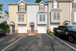 2386 KING ARTHURS CT, Harrisonburg, VA 22801