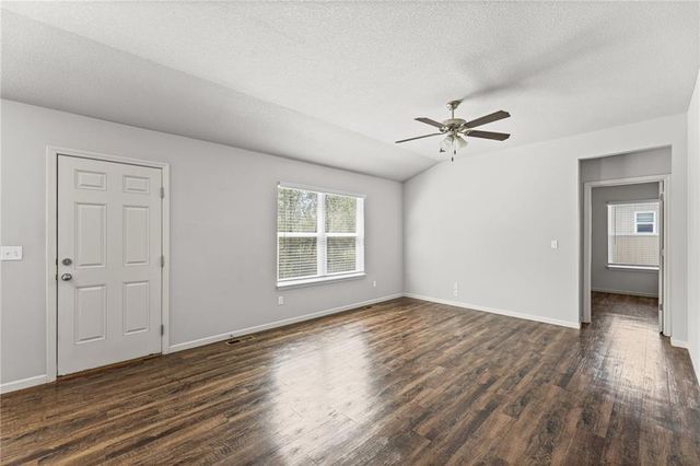 21325 W 216th Street, Spring Hill, KS 66083