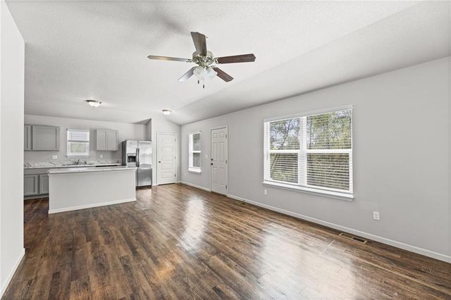 21325 W 216th Street, Spring Hill, KS 66083