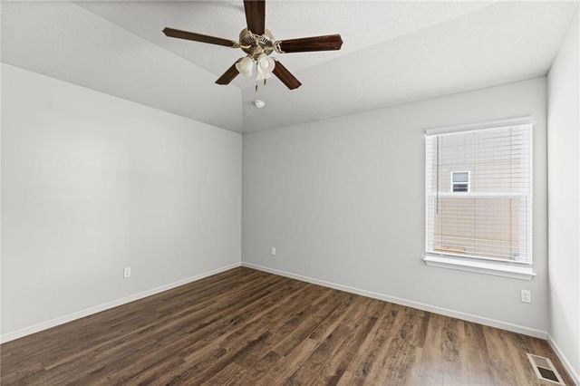 21325 W 216th Street, Spring Hill, KS 66083