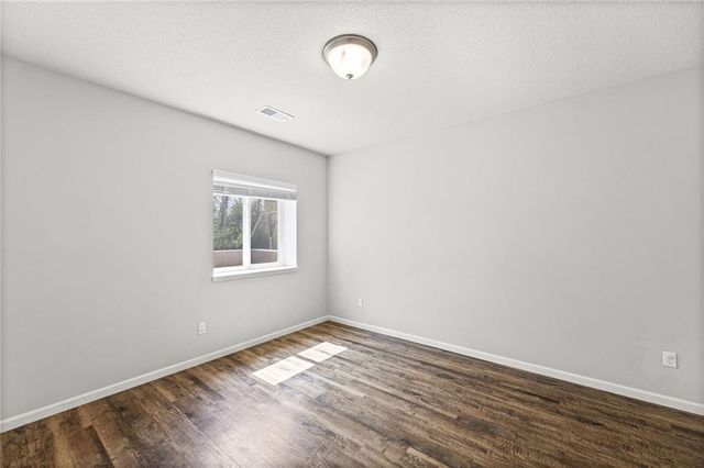 21325 W 216th Street, Spring Hill, KS 66083