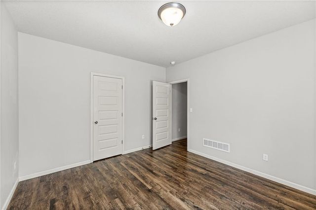 21325 W 216th Street, Spring Hill, KS 66083