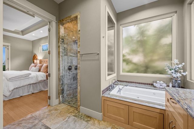 18301 Flagler DR, Austin, TX 78738