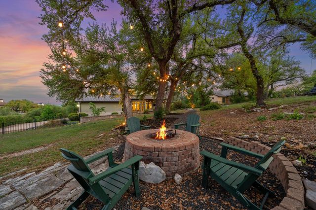 18301 Flagler DR, Austin, TX 78738