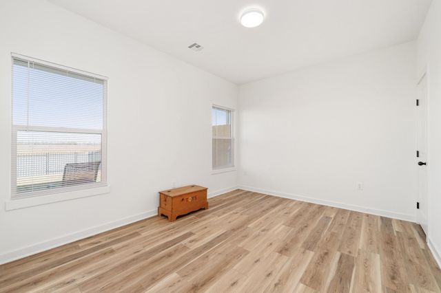 2132 W Elk Ridge Ave, Goddard, KS 67052
