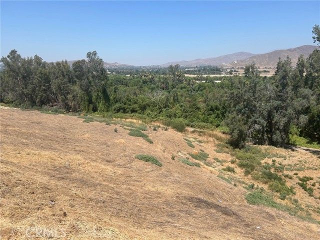 0 INDIAN HILL Road, Riverside, CA 92501