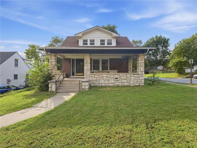 320 N River Boulevard, Independence, MO 64050