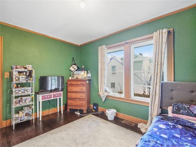 320 N River Boulevard, Independence, MO 64050