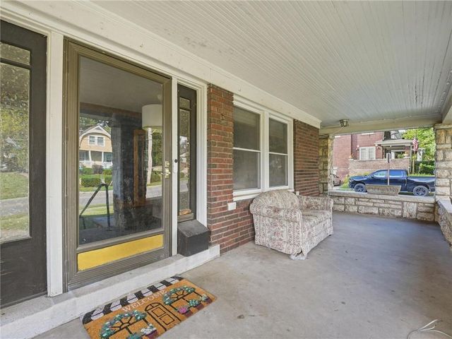 320 N River Boulevard, Independence, MO 64050