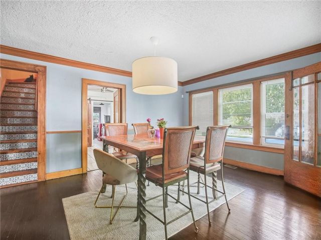 320 N River Boulevard, Independence, MO 64050