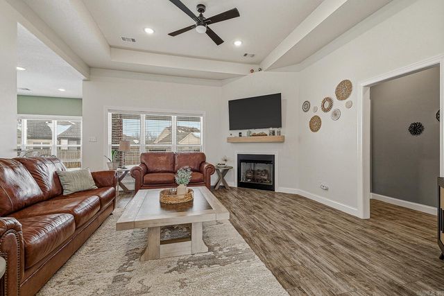 817 Gloucester Close, Jonesboro, AR 72405